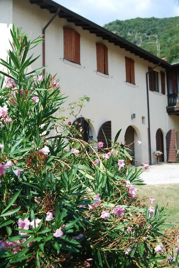 Agriturismo Cascina Bissiniga Saló Italien